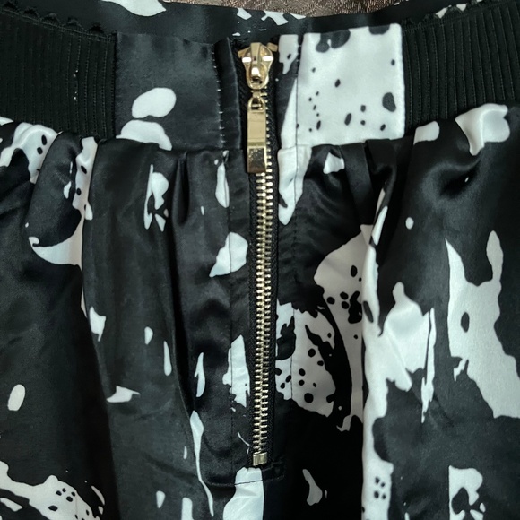 Lucy Paris Skirt Black & White Fully Lined Size Small New With Tags - Picture 3 of 9